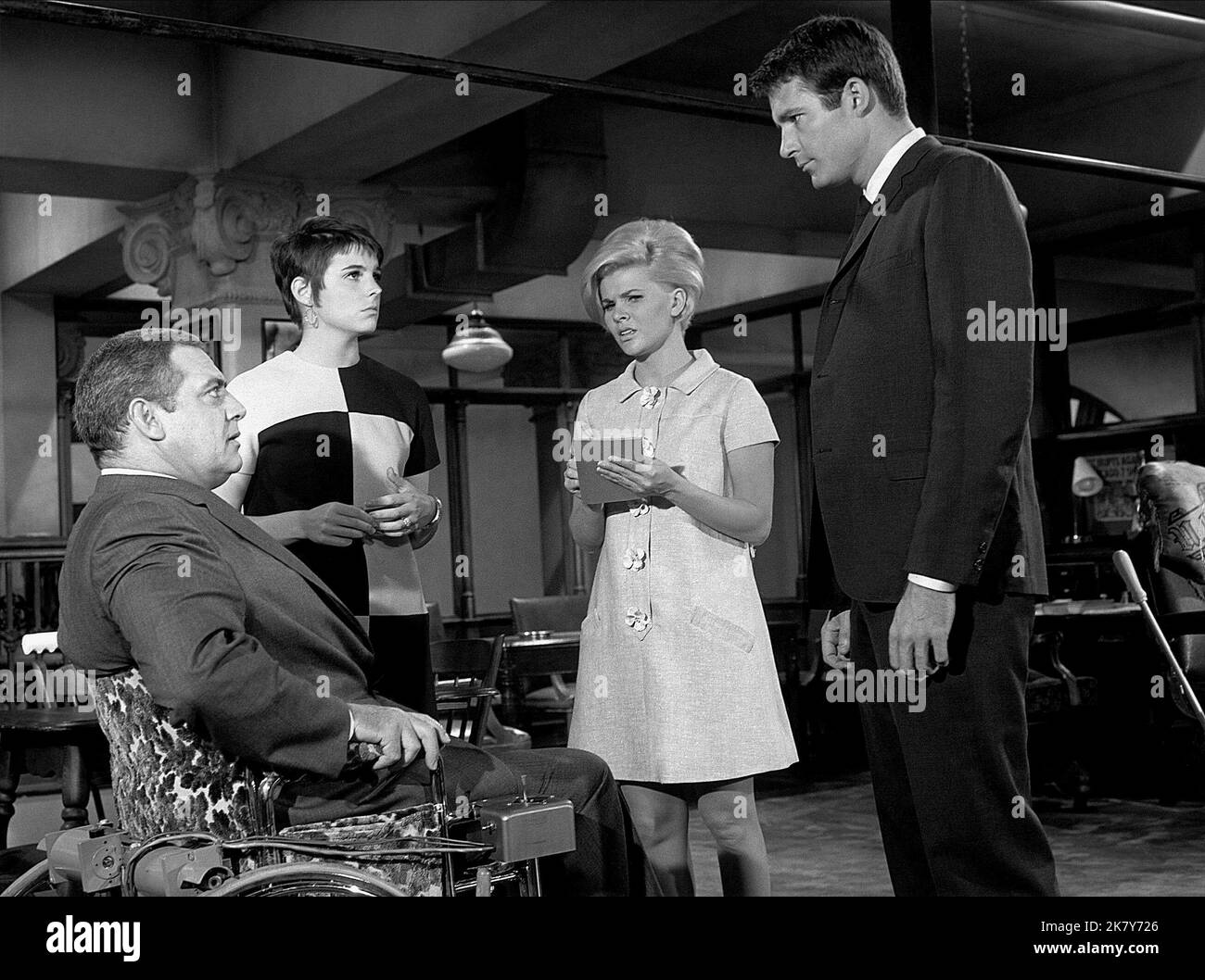 Raymond Burr, Susan Saint James, Barbara Anderson & Don Galloway Television Ironside (TVSerie