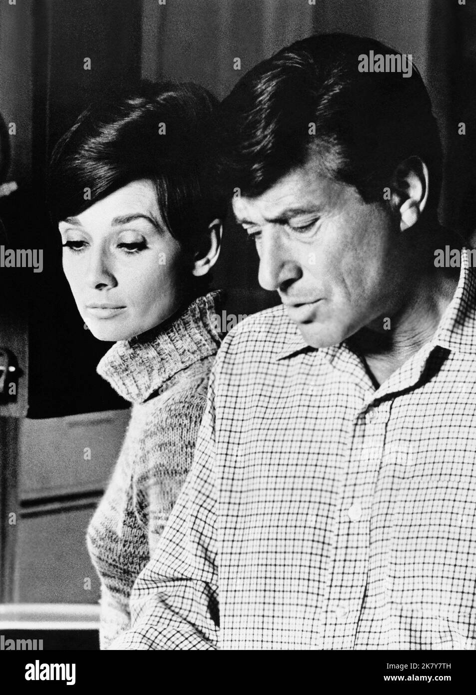 Audrey Hepburn & Efrem Zimbalist Film: Wait Until Dark (USA 1967) Characters: Susy Hendrix &  Director: Terence Young 26 October 1967   **WARNING** This Photograph is for editorial use only and is the copyright of WARNER BROS. and/or the Photographer assigned by the Film or Production Company and can only be reproduced by publications in conjunction with the promotion of the above Film. A Mandatory Credit To WARNER BROS. is required. The Photographer should also be credited when known. No commercial use can be granted without written authority from the Film Company. Stock Photo