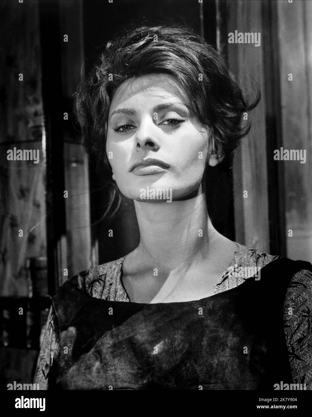 ORNELLA MUTI => 1 page 1971 SPANISH CLIPPING / COUPURE PRESSE EUR 4,50 - FR