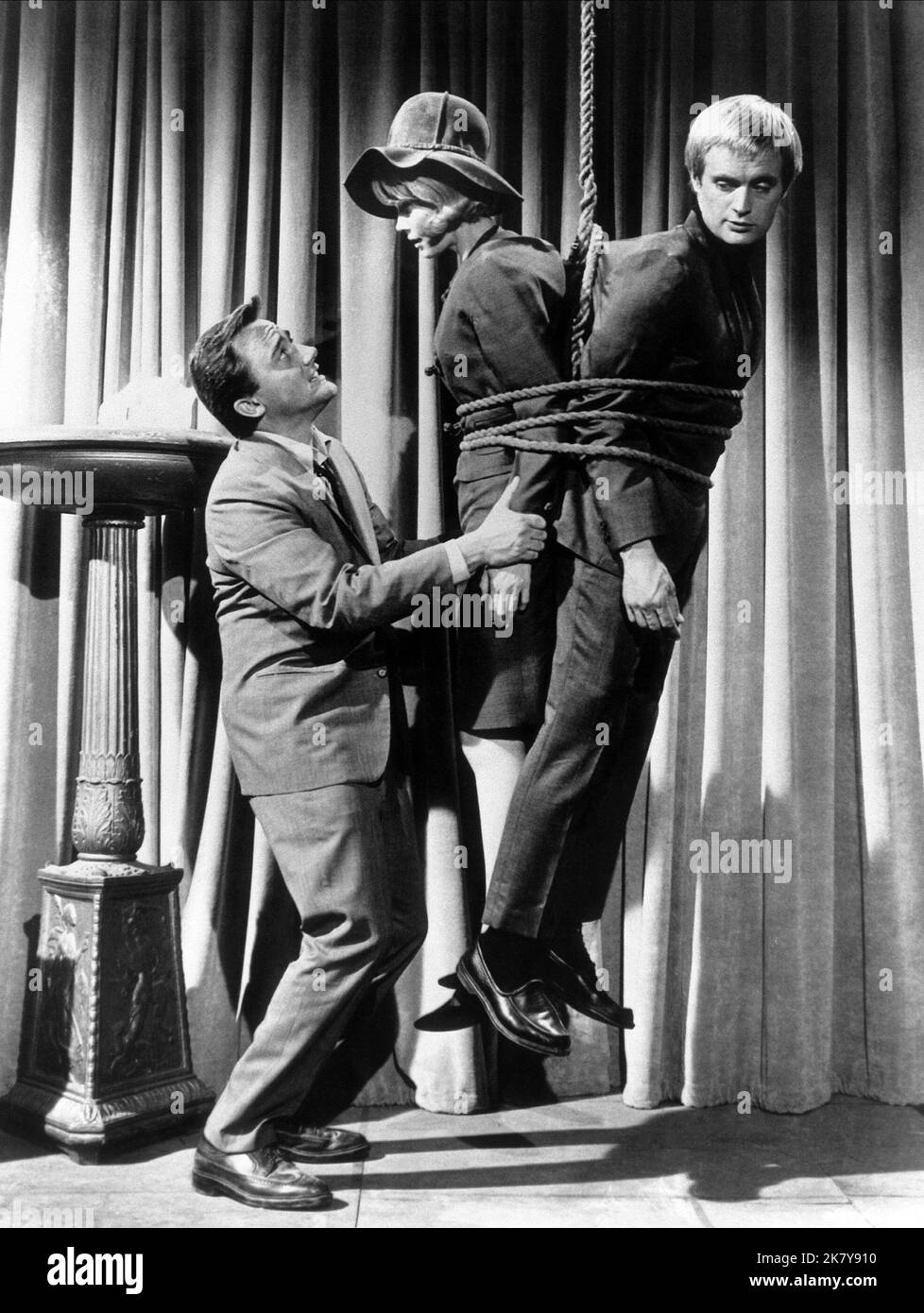 Robert vaughn the man from u n c l e hires stock photography and images Alamy