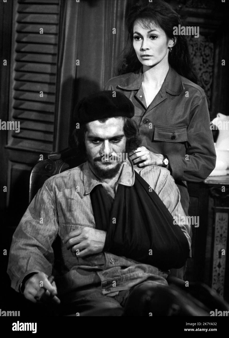Omar Sharif & Linda Marsh Film: Che! (USA 1969) Characters: Che Guevara, Tania  Director: Richard Fleischer 29 May 1969   **WARNING** This Photograph is for editorial use only and is the copyright of 20 CENTURY FOX and/or the Photographer assigned by the Film or Production Company and can only be reproduced by publications in conjunction with the promotion of the above Film. A Mandatory Credit To 20 CENTURY FOX is required. The Photographer should also be credited when known. No commercial use can be granted without written authority from the Film Company. Stock Photo