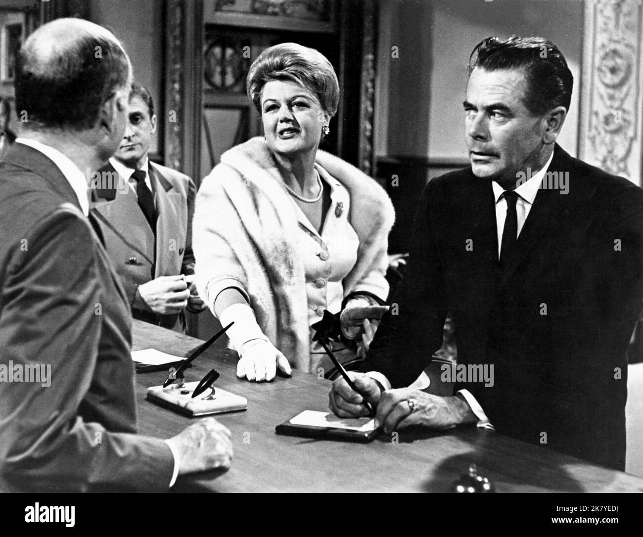 Angela Lansbury & Glenn Ford Film: Dear Heart (USA 1964) Characters: Phyllis & Harry Mork  Director: Delbert Mann 02 December 1964   **WARNING** This Photograph is for editorial use only and is the copyright of WARNER BROS. and/or the Photographer assigned by the Film or Production Company and can only be reproduced by publications in conjunction with the promotion of the above Film. A Mandatory Credit To WARNER BROS. is required. The Photographer should also be credited when known. No commercial use can be granted without written authority from the Film Company. Stock Photo