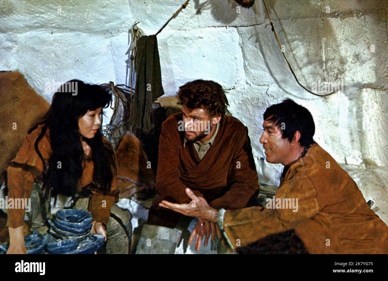 Yoko Tani, Peter O'Toole & Anthony Quinn Film: The Savage Innocents (1960) Characters: Asiak, & Inuk  Director: Nicholas Ray 01 March 1960   **WARNING** This Photograph is for editorial use only and is the copyright of PARAMOUNT and/or the Photographer assigned by the Film or Production Company and can only be reproduced by publications in conjunction with the promotion of the above Film. A Mandatory Credit To PARAMOUNT is required. The Photographer should also be credited when known. No commercial use can be granted without written authority from the Film Company. Stock Photo