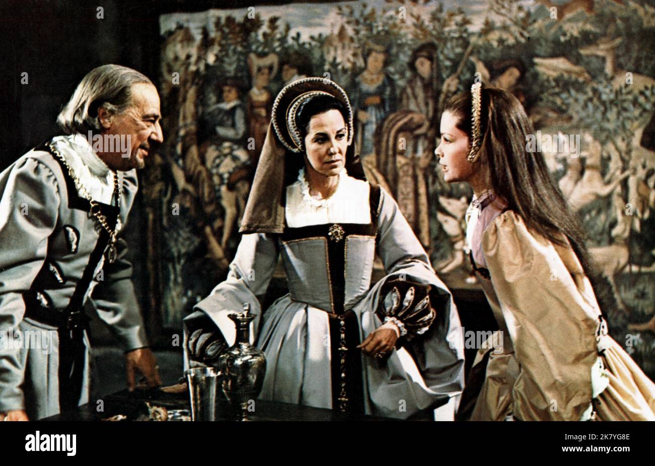 Michael Hordern, Katharine Blake & Genevieve Bujold Film: Anne Of The Thousand Days (1969) Characters: Count Thomas Boleyn,Elizabeth Boleyn & Anne Boleyn  Director: Charles Jarrott 18 December 1969   **WARNING** This Photograph is for editorial use only and is the copyright of UNIVERSAL and/or the Photographer assigned by the Film or Production Company and can only be reproduced by publications in conjunction with the promotion of the above Film. A Mandatory Credit To UNIVERSAL is required. The Photographer should also be credited when known. No commercial use can be granted without written au Stock Photo