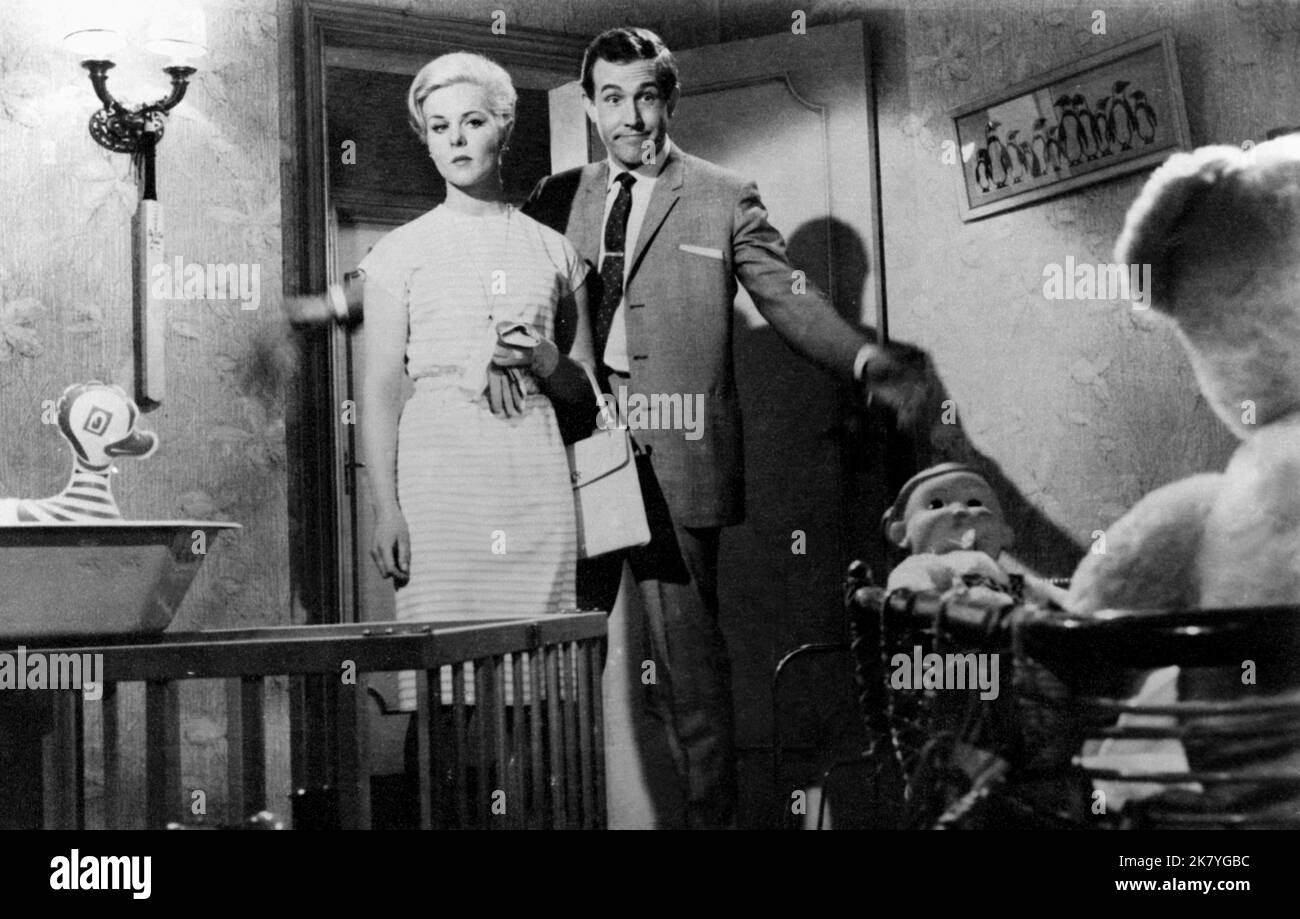June Ritchie & Ian Hendry  Film Live Now Pay Later (1969) Characters: Treasure & Albert  Director: Jay Lewis 01 September 1962   **WARNING** This Photograph is for editorial use only and is the copyright of REGAL and/or the Photographer assigned by the  Film or Production Company and can only be reproduced by publications in conjunction with the promotion of the above  Film. A Mandatory Credit To REGAL is required. The Photographer should also be credited when known. No commercial use can be granted without written authority from the  Film Company. Stock Photo