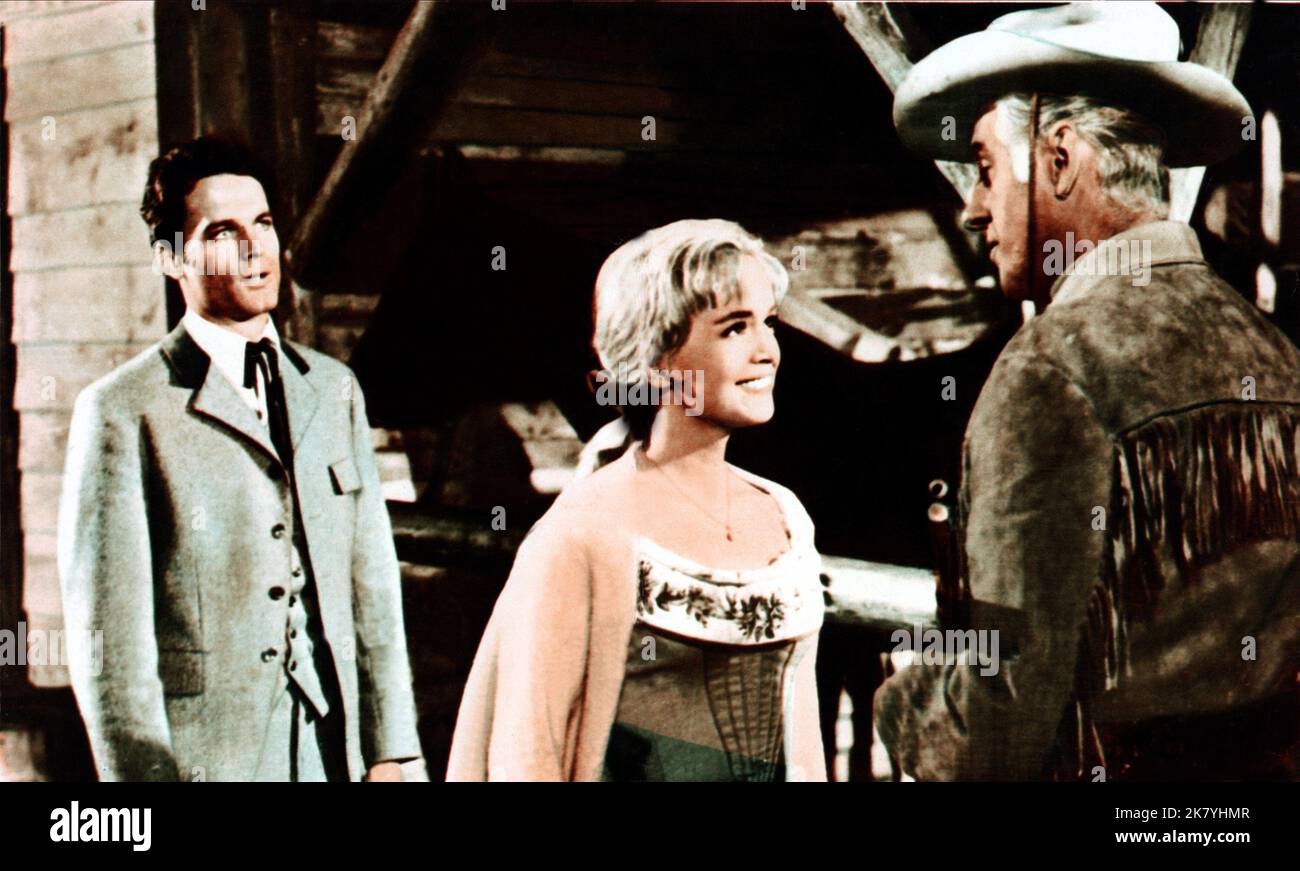 Terence Hill, Leticia Roman & Stewart Granger Film: Old Surehand (DE/YU 1965) Characters: Toby (as Mario Girotti), & Old Surehand  Director: Alfred Vohrer 14 December 1965   **WARNING** This Photograph is for editorial use only and is the copyright of RIALTO and/or the Photographer assigned by the Film or Production Company and can only be reproduced by publications in conjunction with the promotion of the above Film. A Mandatory Credit To RIALTO is required. The Photographer should also be credited when known. No commercial use can be granted without written authority from the Film Company. Stock Photo