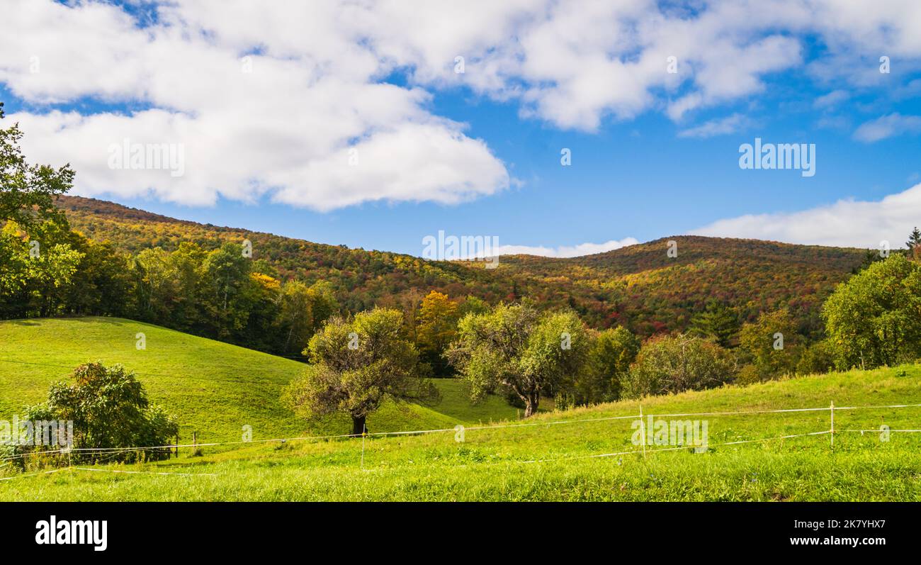 Farmland agriculture hires stock photography and images Alamy