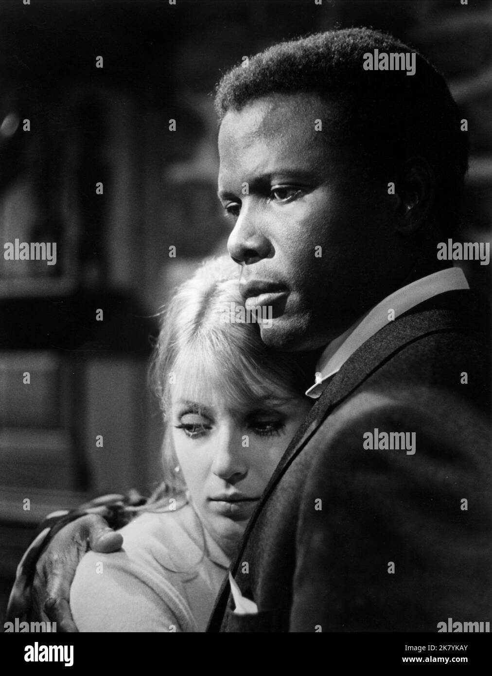 Joanna Shimkus & Sidney Poitier Film: The Lost Man (USA 1969) Characters: Cathy Ellis, Jason Higgs  Director: Robert Alan Aurthur 25 June 1969   **WARNING** This Photograph is for editorial use only and is the copyright of UNIVERSAL and/or the Photographer assigned by the Film or Production Company and can only be reproduced by publications in conjunction with the promotion of the above Film. A Mandatory Credit To UNIVERSAL is required. The Photographer should also be credited when known. No commercial use can be granted without written authority from the Film Company. Stock Photo