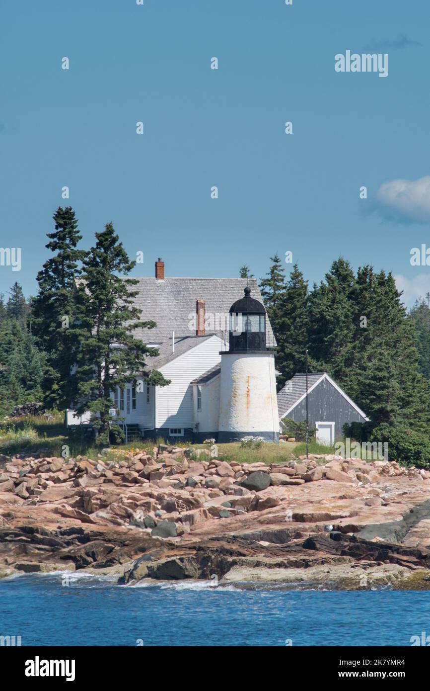 Winter Harbor Lighthouse on Mark Island, Maine, USA Stock Photo Alamy