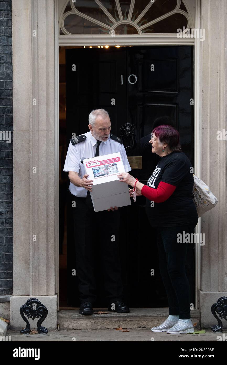 Diane skidmore hires stock photography and images Alamy