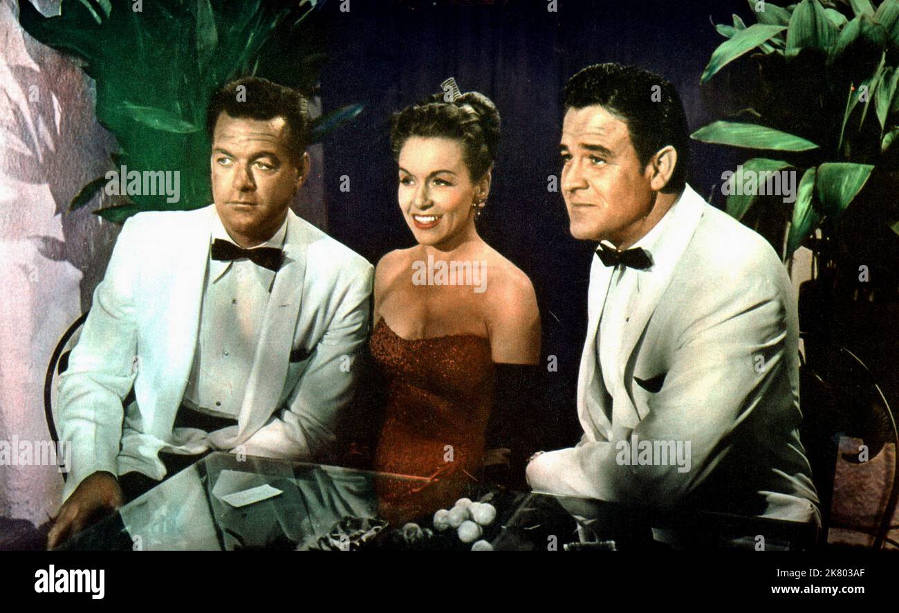 John Close, Sheila Ryan &  Robert Keys Film: Street Of Darkness (1958) Characters: Matt Flood,Carmen Flores & Brett Marshall  Director: Robert G.Walker 11 June 1958   **WARNING** This Photograph is for editorial use only and is the copyright of The Film Company and/or the Photographer assigned by the Film or Production Company and can only be reproduced by publications in conjunction with the promotion of the above Film. A Mandatory Credit To The Film Company is required. The Photographer should also be credited when known. No commercial use can be granted without written authority from the Fi Stock Photo