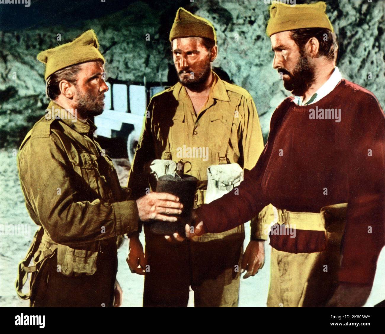 Richard Attenborough, Andrew Faulds & Michael Craig. Film: Sea Of Sand