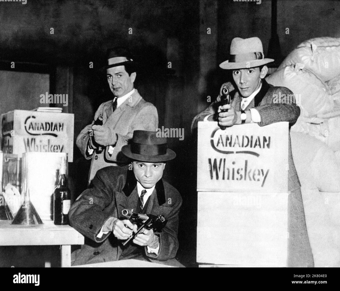 Robert Blake & Barry Sullivan Film: The Purple Gang (1959) Characters: William Joseph 'Honeyboy' Willard & Police Lt. William P. Harley  Director: Frank Mcdonald 18 December 1959   **WARNING** This Photograph is for editorial use only and is the copyright of ALLIED and/or the Photographer assigned by the Film or Production Company and can only be reproduced by publications in conjunction with the promotion of the above Film. A Mandatory Credit To ALLIED is required. The Photographer should also be credited when known. No commercial use can be granted without written authority from the Film Com Stock Photo