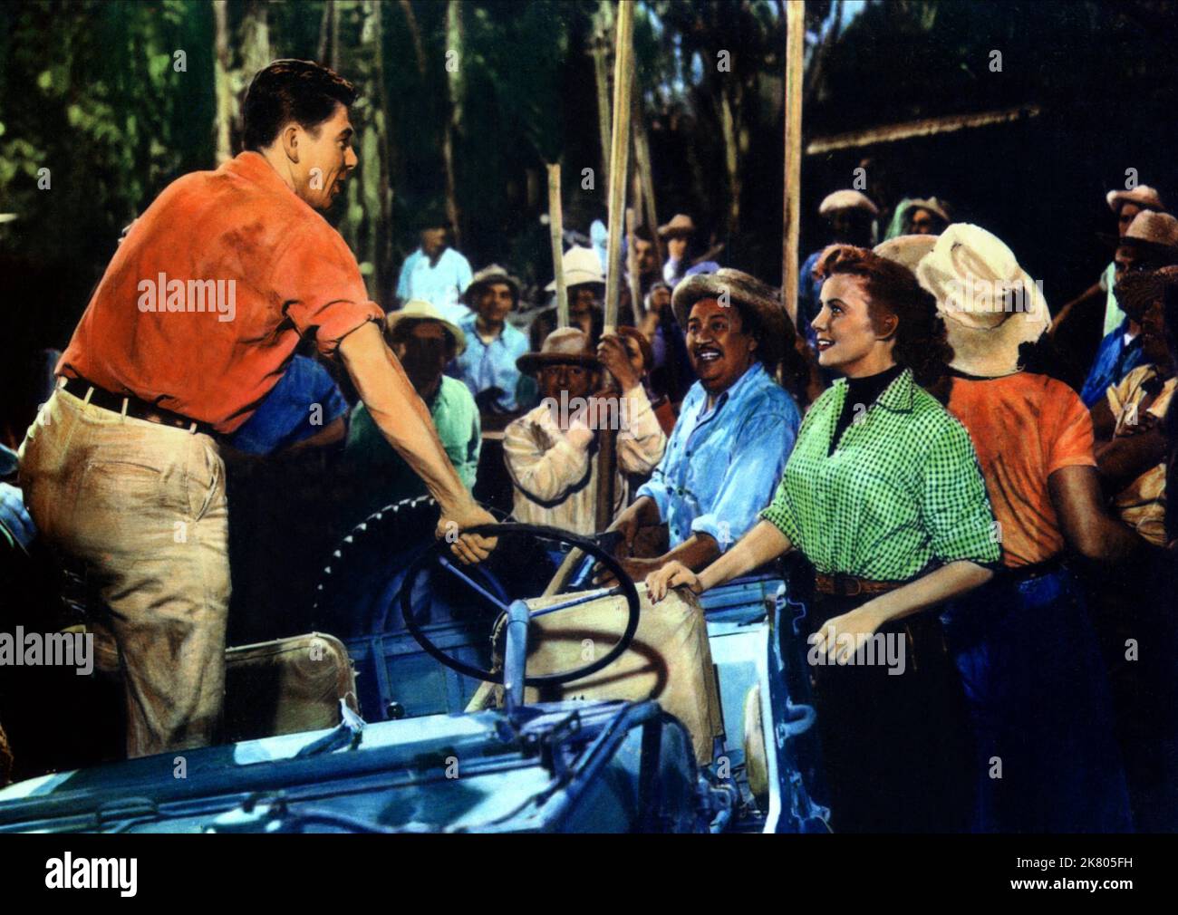 Ronald Reagan & Rhonda Fleming Film: Tropic Zone (USA 1953) Characters: Dan McCloud & Flanders White  Director: Lewis R. Foster 01 January 1953   **WARNING** This Photograph is for editorial use only and is the copyright of PARAMOUNT PICTURES and/or the Photographer assigned by the Film or Production Company and can only be reproduced by publications in conjunction with the promotion of the above Film. A Mandatory Credit To PARAMOUNT PICTURES is required. The Photographer should also be credited when known. No commercial use can be granted without written authority from the Film Company. Stock Photo