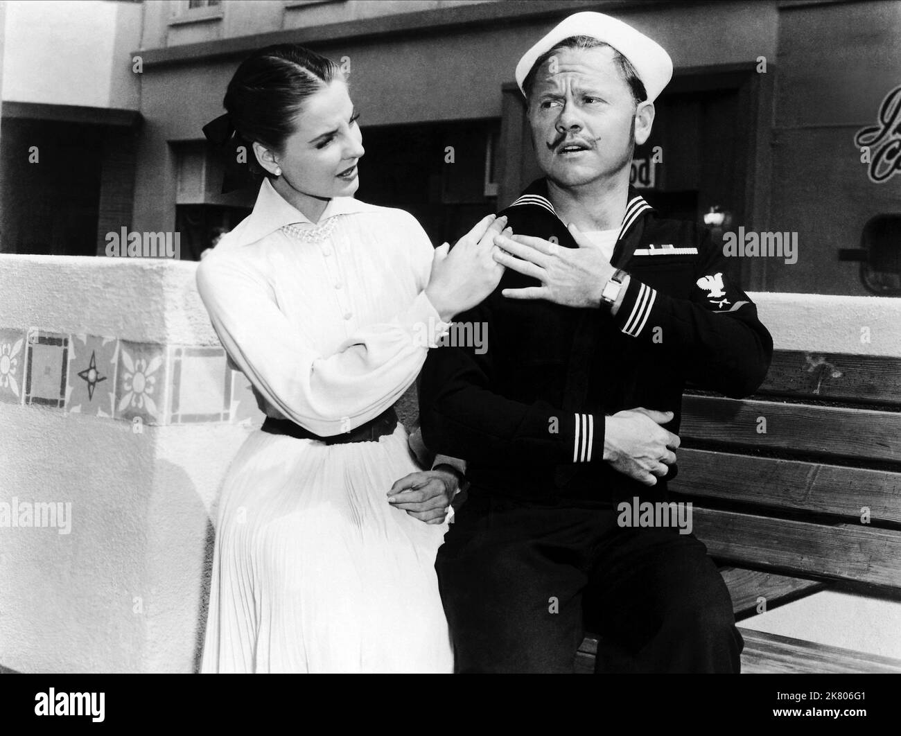 judy garland y mickey rooney besándose