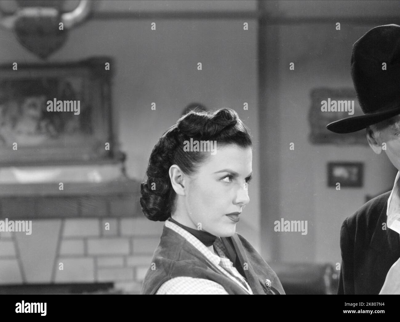 Sheila Ryan & Clem Bevans  Film Gold Raiders; The Stooges Go West (USA 1951) Characters: Laura Mason, Doc Mason  Director: Edward Bernds 09 September 1951   **WARNING** This Photograph is for editorial use only and is the copyright of UNITED ARTISTS and/or the Photographer assigned by the  Film or Production Company and can only be reproduced by publications in conjunction with the promotion of the above  Film. A Mandatory Credit To UNITED ARTISTS is required. The Photographer should also be credited when known. No commercial use can be granted without written authority from the  Film Company. Stock Photo