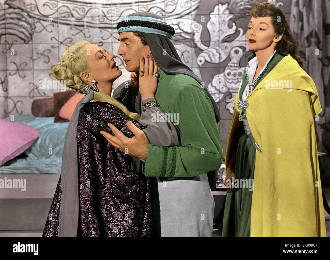 Mari Blanchard & Victor Mature Film: The Veils Of Bagdad (1953) Characters:  Selima & Antar Director: George Sherman 07 October 1953 **WARNING** This  Photograph is for editorial use only and is the