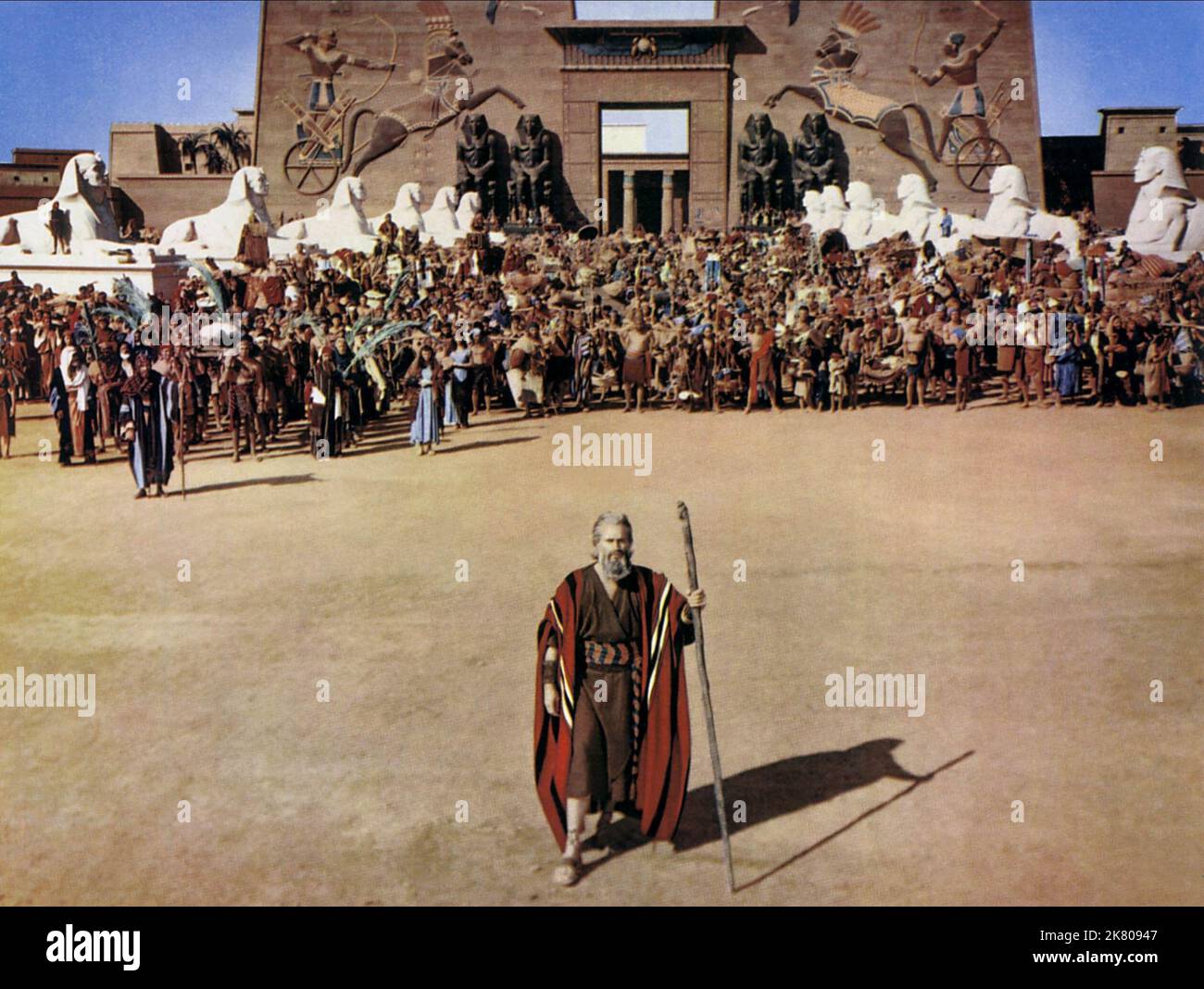 Charlton Heston Film: The Ten Commandments (USA 1956) Characters: Moses  Director: Cecil B. Demille 05 October 1956   **WARNING** This Photograph is for editorial use only and is the copyright of UNIVERSAL and/or the Photographer assigned by the Film or Production Company and can only be reproduced by publications in conjunction with the promotion of the above Film. A Mandatory Credit To UNIVERSAL is required. The Photographer should also be credited when known. No commercial use can be granted without written authority from the Film Company. Stock Photo