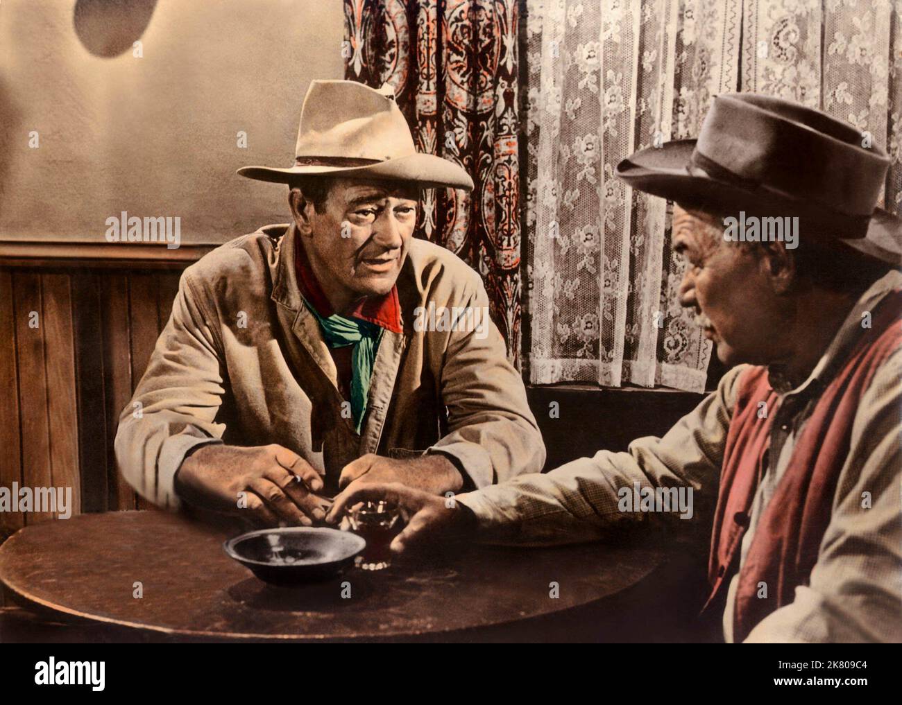 John wayne rio bravo 1959 hi-res stock photography and images - Alamy