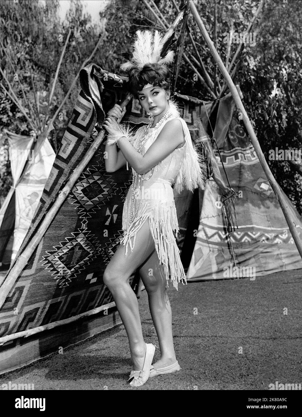 Joan Collins Film Rally Round The Flag Boys USA 1958 Characters joan-collins-film-rally-round-the-flag-boys-usa-1958-characters