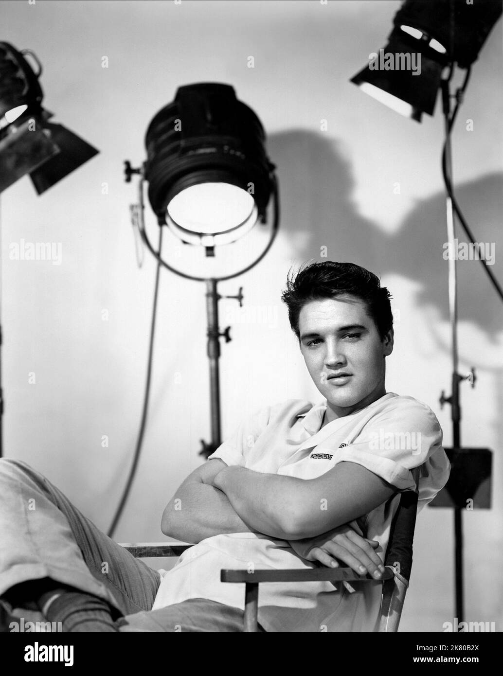 Elvis Presley Film: King Creole (USA 1958)   Director: Michael Curtiz 02 July 1958   **WARNING** This Photograph is for editorial use only and is the copyright of PARAMOUNT and/or the Photographer assigned by the Film or Production Company and can only be reproduced by publications in conjunction with the promotion of the above Film. A Mandatory Credit To PARAMOUNT is required. The Photographer should also be credited when known. No commercial use can be granted without written authority from the Film Company. Stock Photo