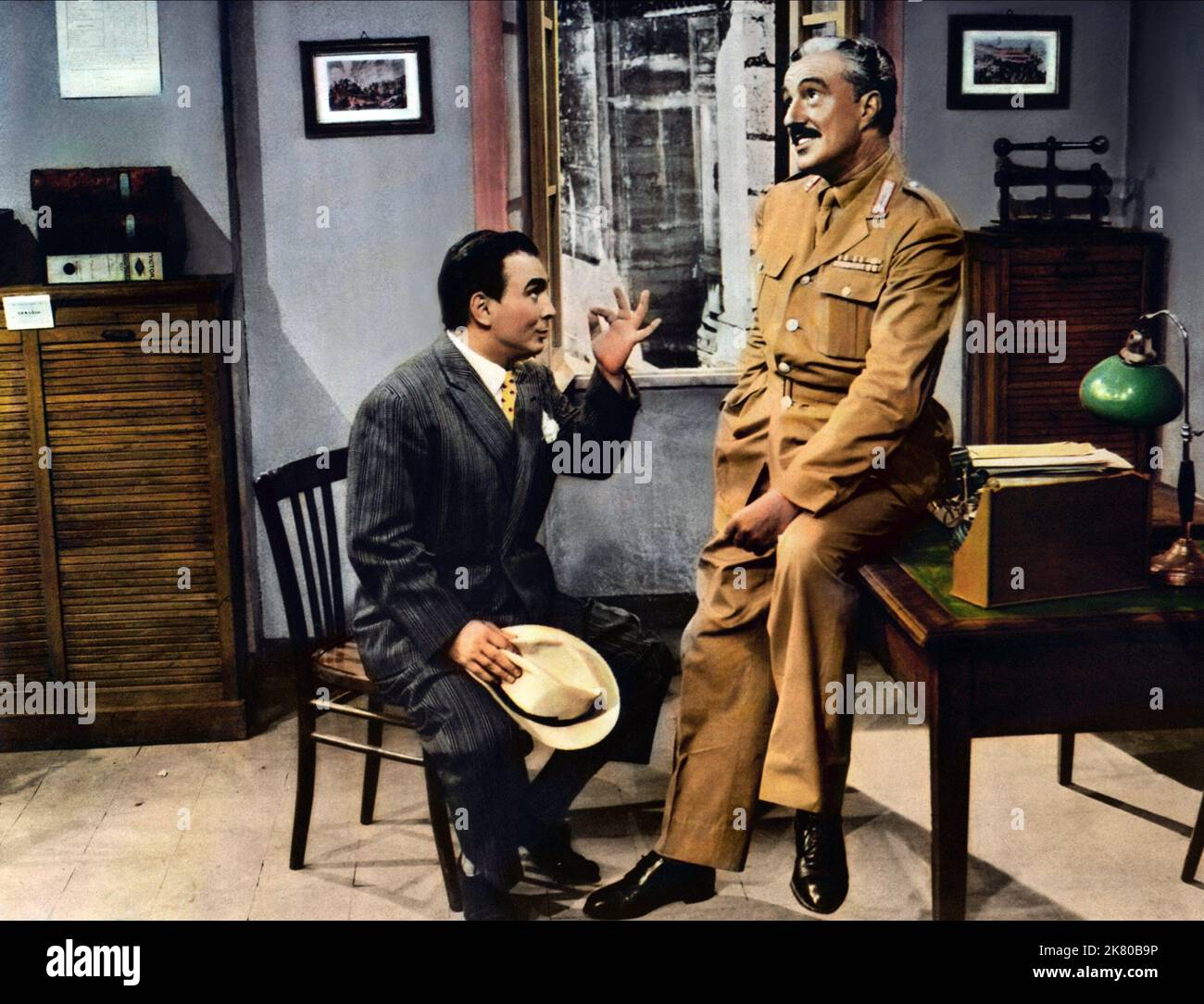 Vieille Photo De Vittorio De Sica (1953) – Format 22x17 Cm – Super Pour Les Fans De Cinéma !