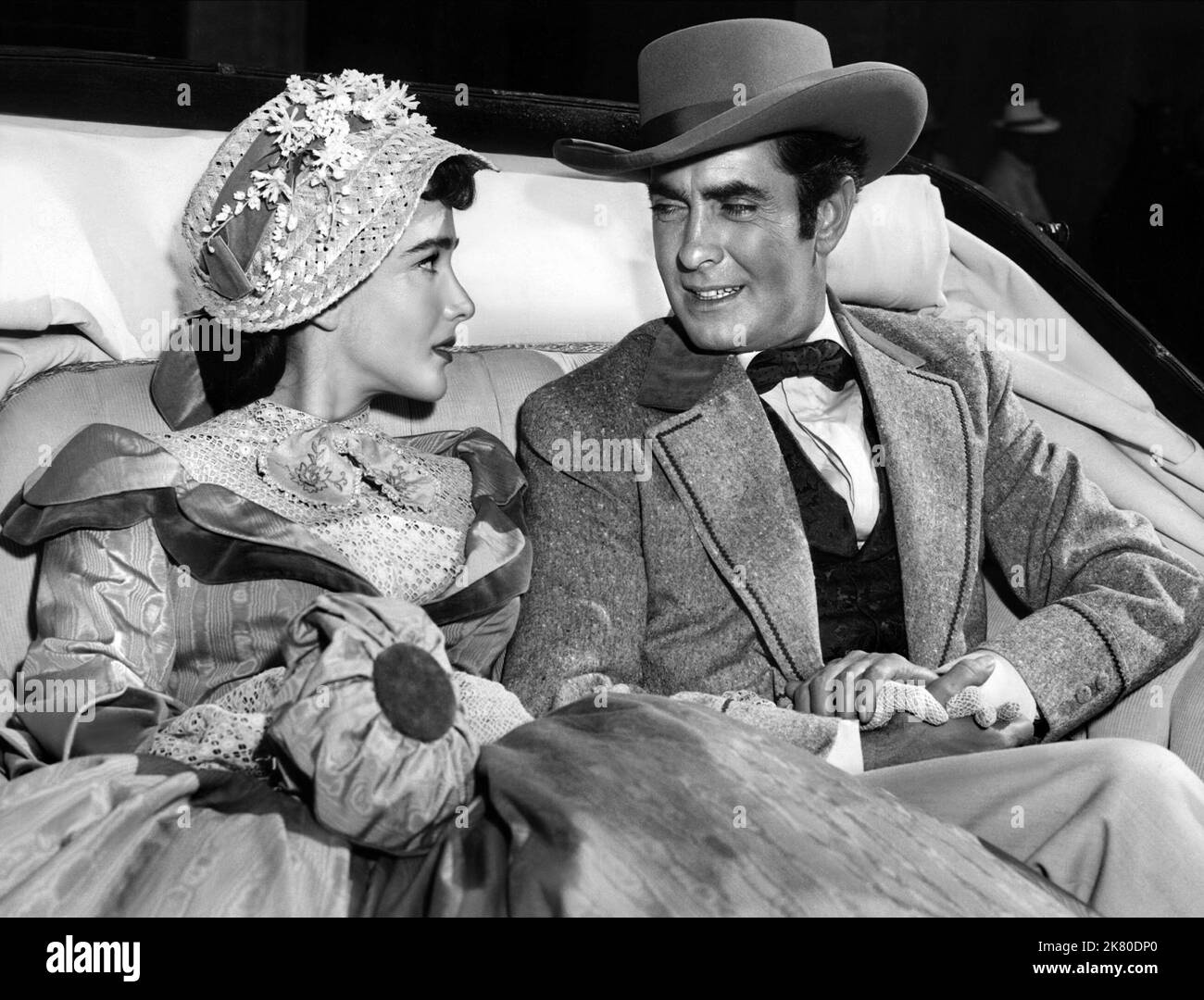 Julie Adams & Tyrone Power Film: The Mississippi Gambler (1953) Characters: Ann Conant (as Julia Adams), Mark Fallon  Director: Rudolph Mate 13 January 1953   **WARNING** This Photograph is for editorial use only and is the copyright of UNIVERSAL and/or the Photographer assigned by the Film or Production Company and can only be reproduced by publications in conjunction with the promotion of the above Film. A Mandatory Credit To UNIVERSAL is required. The Photographer should also be credited when known. No commercial use can be granted without written authority from the Film Company. Stock Photo