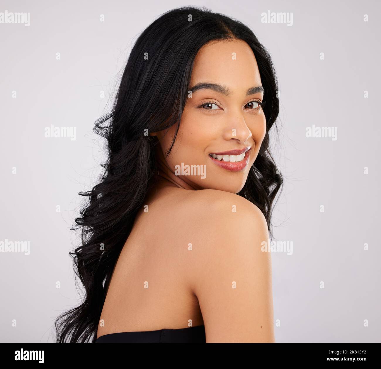 Beautiful female model posing hi-res stock photography and images - Alamy