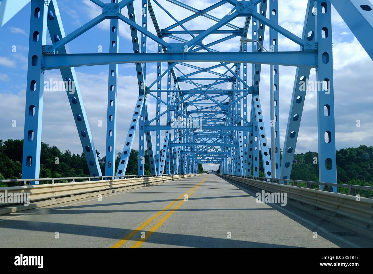 Matthew E. Welsh Memorial BrŸcke Ÿber den Ohio Fluss, Brandenburg; Kentucky, Vereinigte Staaten von Amerika Stock Photo
