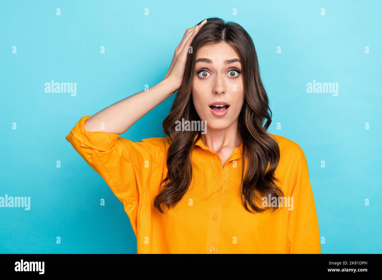 Photo of impressed person hand touch head open mouth cant believe ...