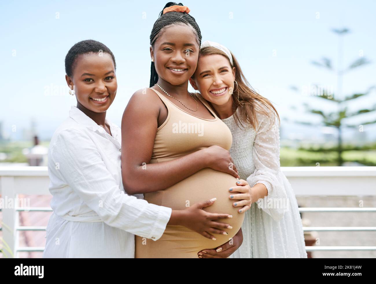 Maternity photos hi-res stock photography and images - Alamy