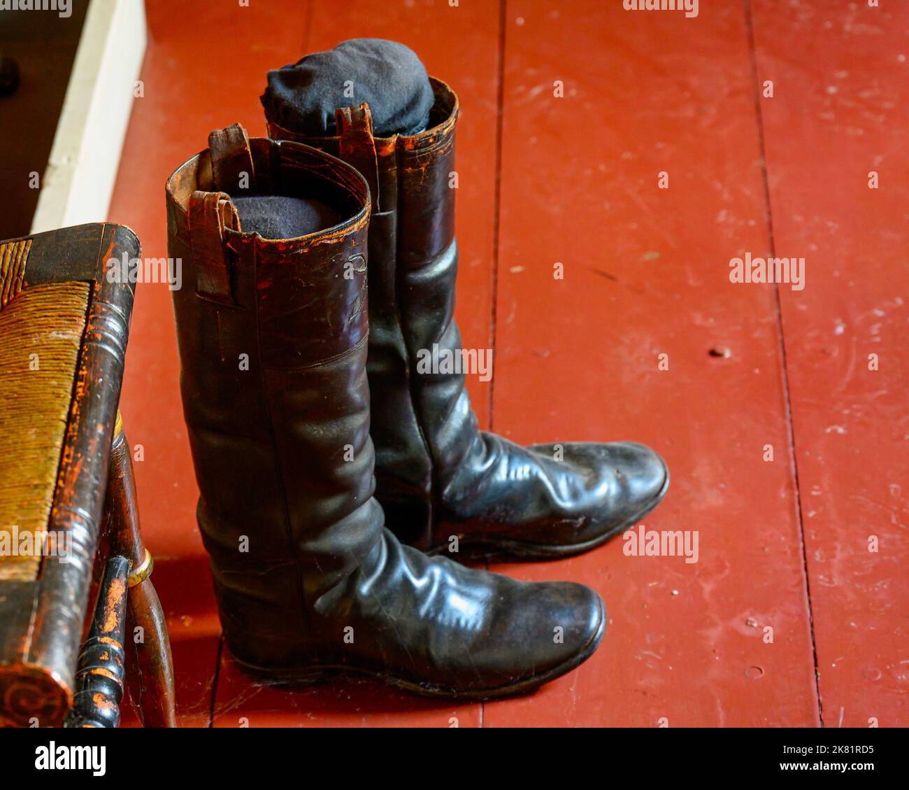 Officer boots hi res stock photography and images Alamy
