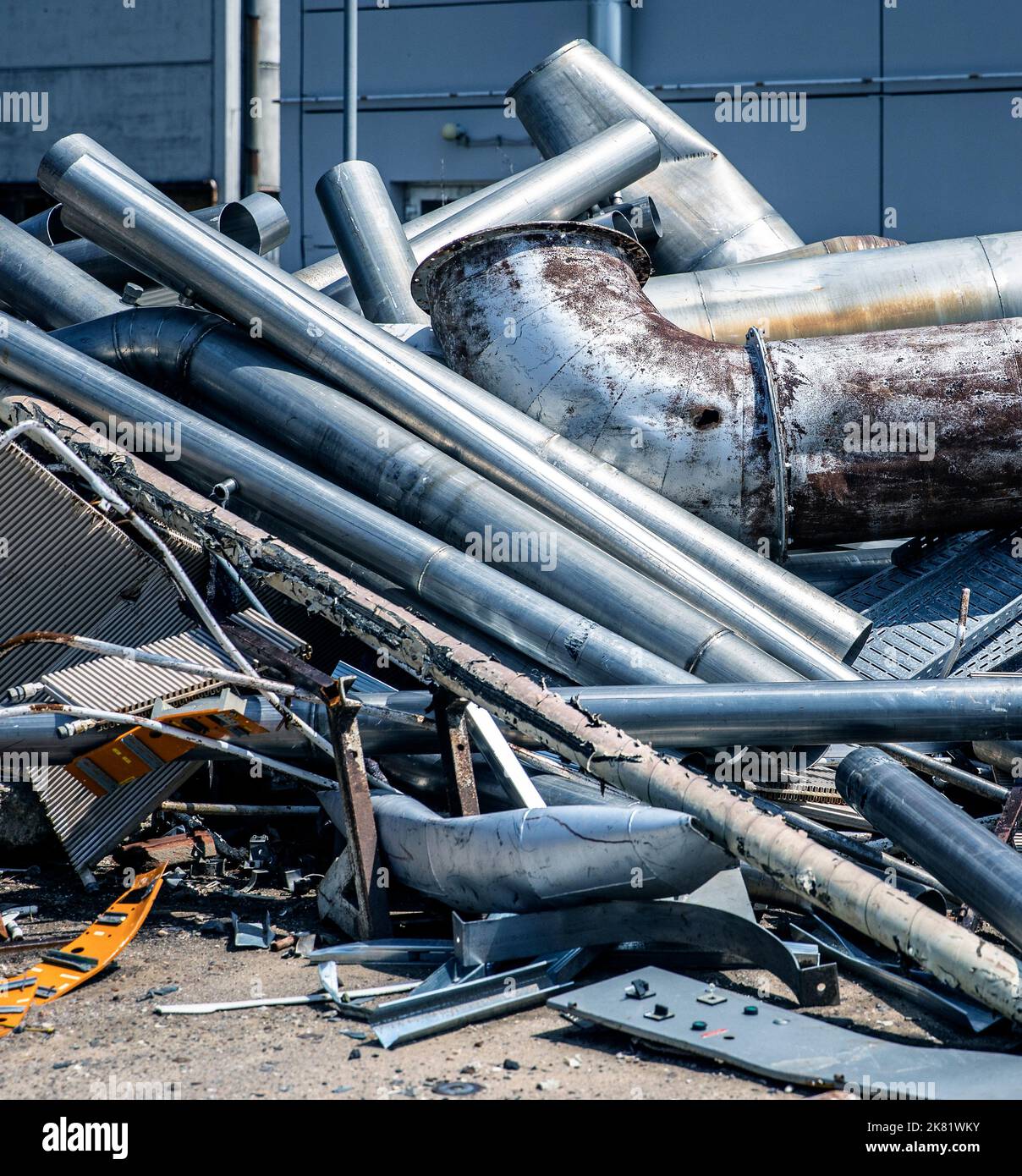 Recyclable metal waste in heap outdoor Stock Photo Alamy