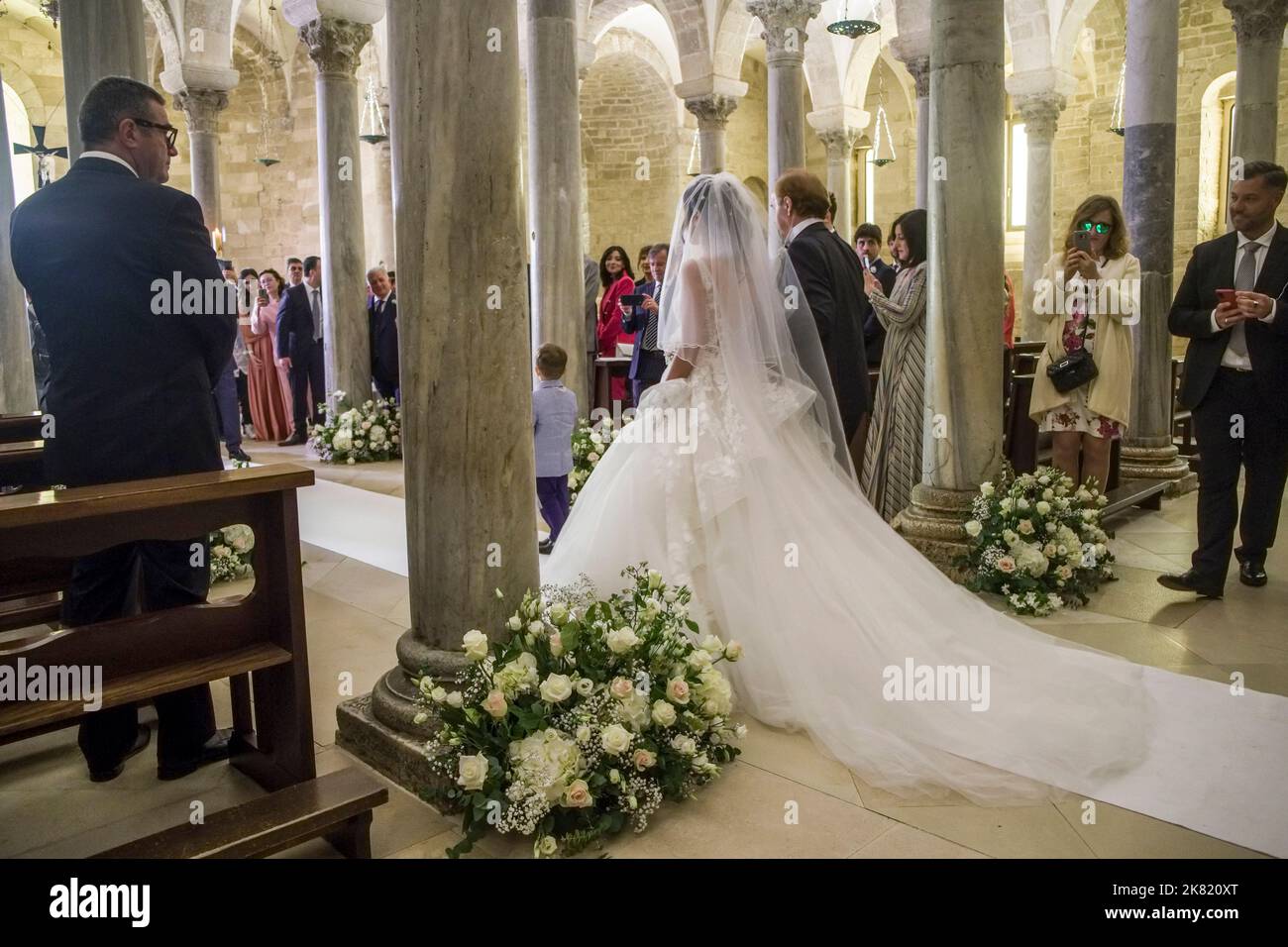Italy, region of Apulia: Trani. Wedding in the cathedral Stock Photo