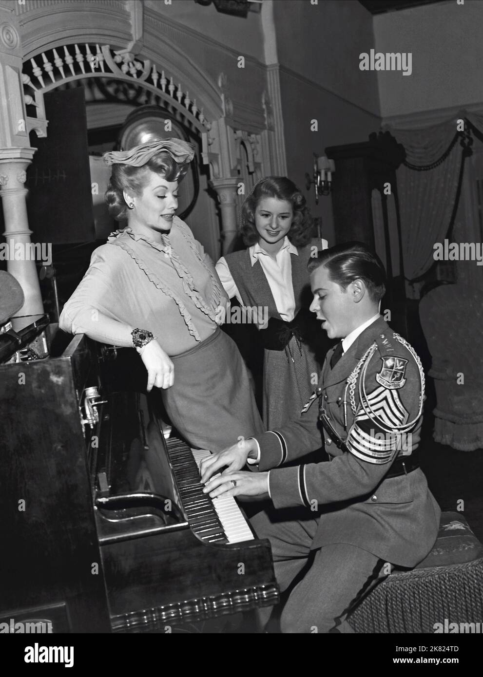 Lucille Ball, Virginia Weidler &amp; Tommy Dix Film Best Foot Forward (USA ...