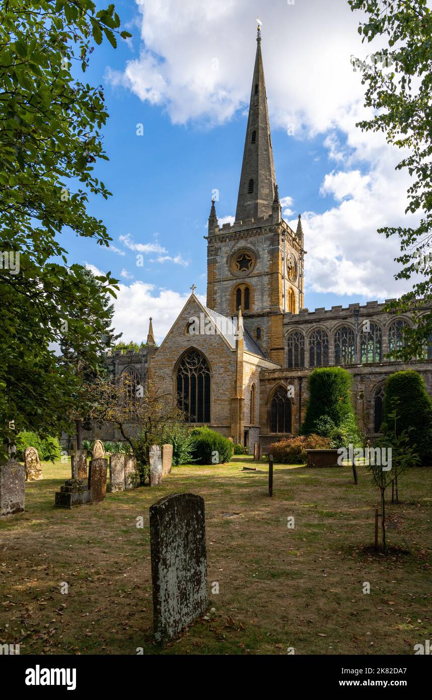 Stratford-Upon-Avon, United Kingdom - 31 August, 2022: view of the Church of the Holy Trinity and historic cemetery Stock Photo