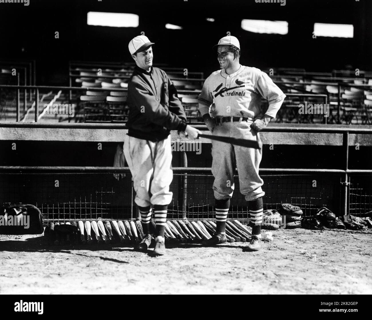 Robert Young & Nat Pendleton Film: Death On The Diamond (1931) Characters: Larry, Hogan  Director: Edward Sedgwick 14 September 1934   **WARNING** This Photograph is for editorial use only and is the copyright of MGM and/or the Photographer assigned by the Film or Production Company and can only be reproduced by publications in conjunction with the promotion of the above Film. A Mandatory Credit To MGM is required. The Photographer should also be credited when known. No commercial use can be granted without written authority from the Film Company. Stock Photo