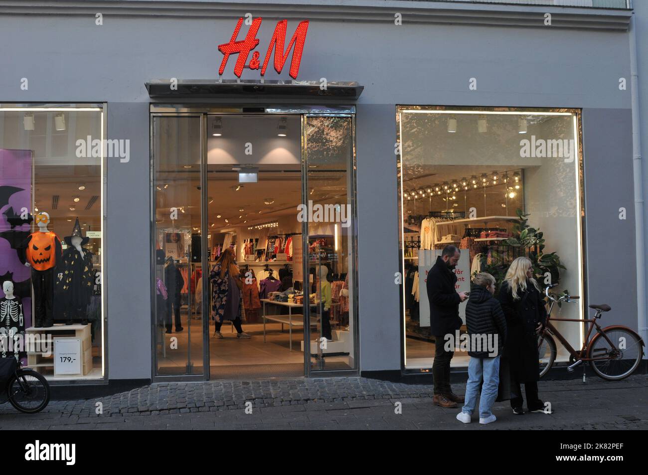 Copenhagen /Denmark/20 October 2022/ Swedish retial H&M store on ...