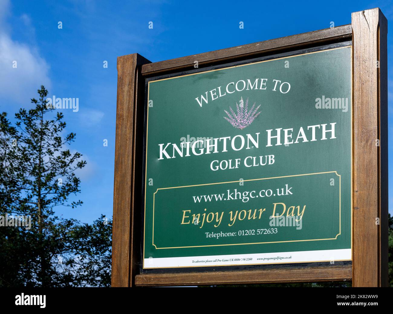 Welcome to Knighton Heath Golf Club, Francis Avenue, Bournemouth, Dorset, England, UK Stock Photo
