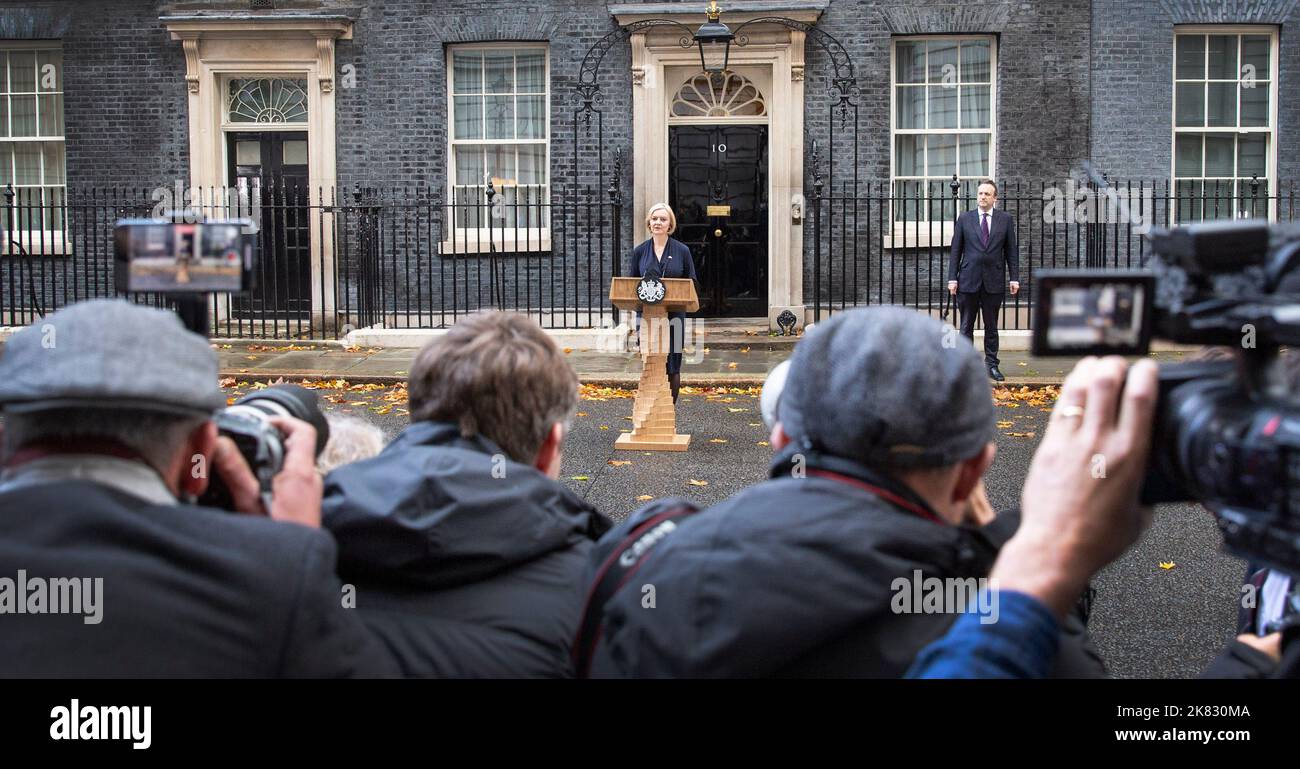 London ,United Kingdom  -20/10/2022. British Prime minister Liz Truss has resigns her post as PM and leader of the Conservative party as she speaks to Stock Photo