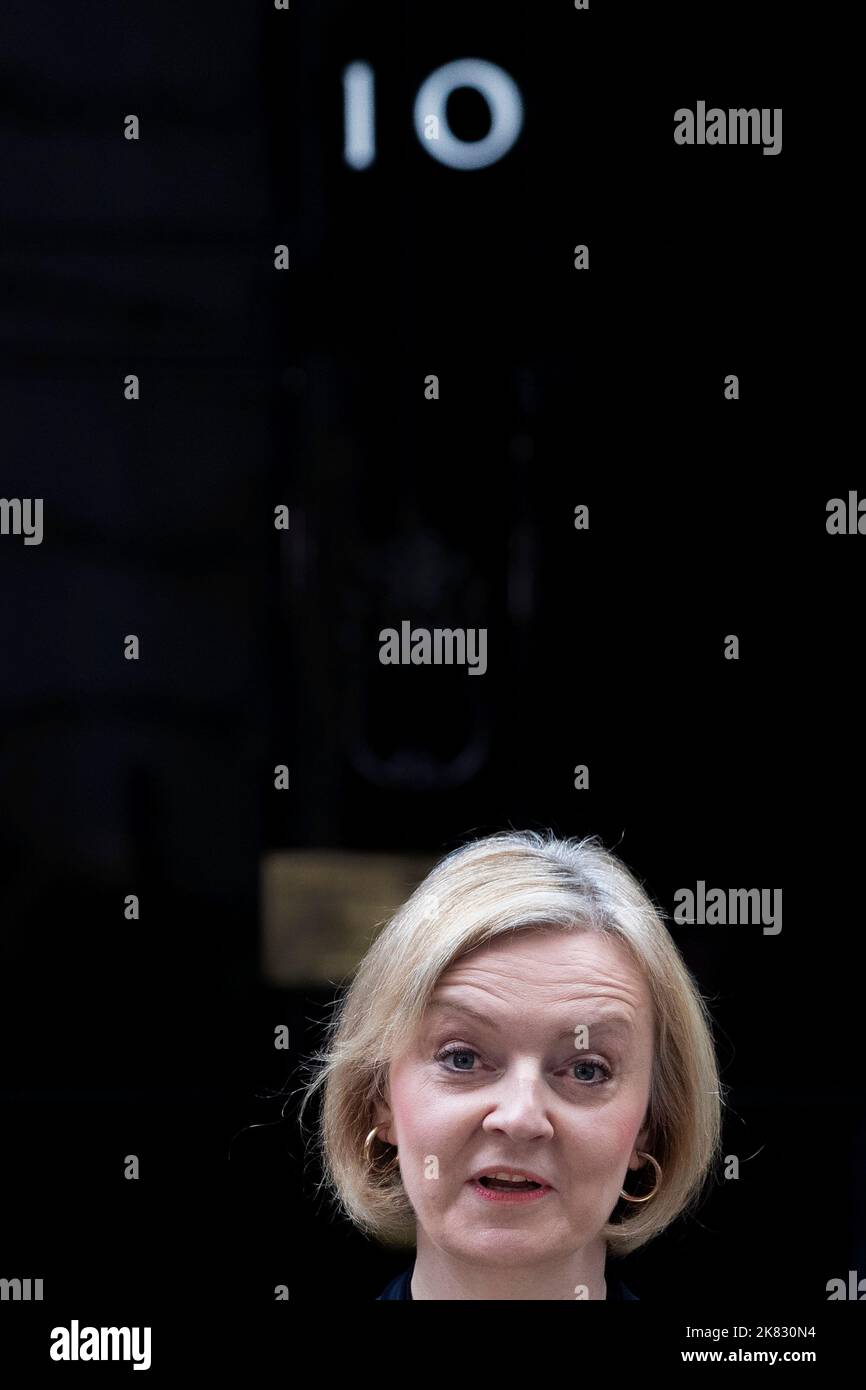 London ,United Kingdom  -20/10/2022. British Prime minister Liz Truss has resigns her post as PM and leader of the Conservative party as she speaks to Stock Photo