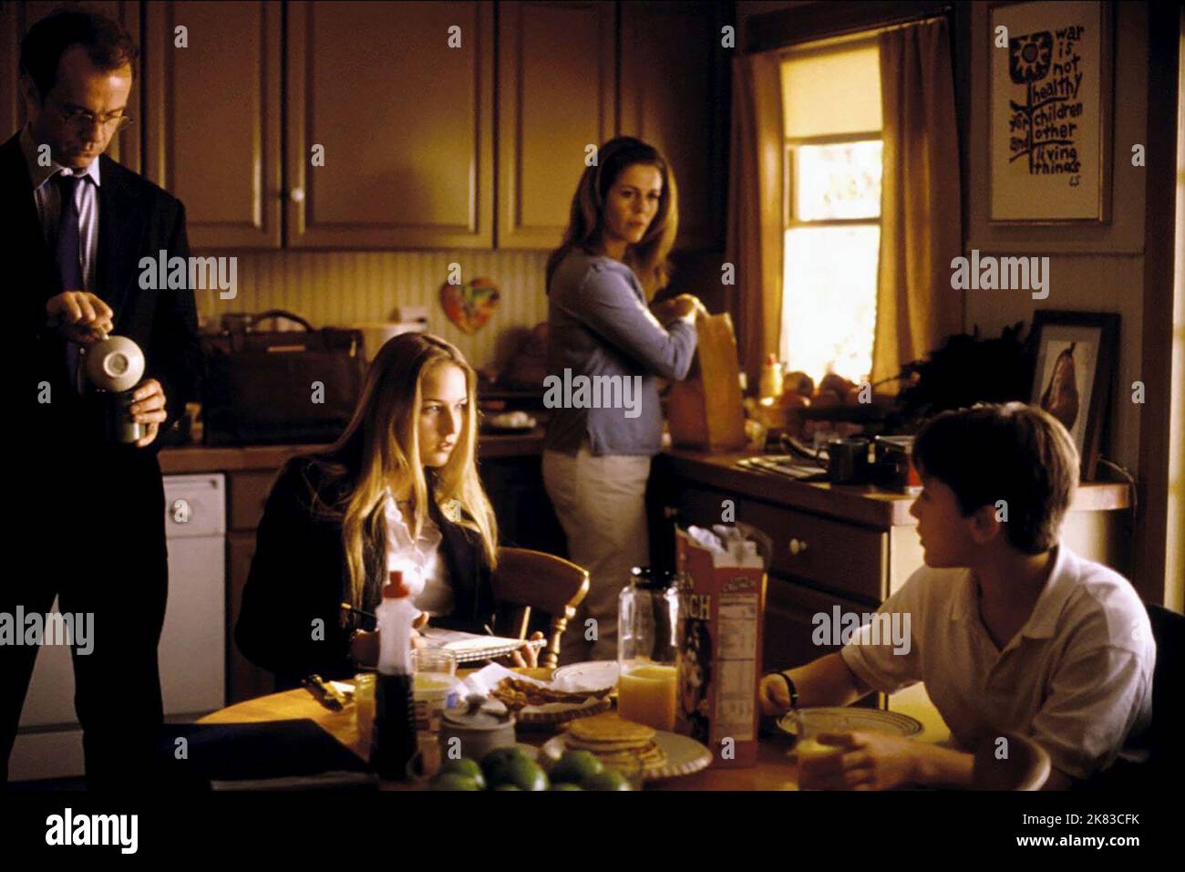 Leelee Sobieski, Diane Lane & Trevor Morgan Film: The Glass House (USA 2001) Characters: Ruby Baker,Erin Glass,Rhett Baker  Director: Daniel Sackheim 14 September 2001   **WARNING** This Photograph is for editorial use only and is the copyright of COLUMBIA PICTURES and/or the Photographer assigned by the Film or Production Company and can only be reproduced by publications in conjunction with the promotion of the above Film. A Mandatory Credit To COLUMBIA PICTURES is required. The Photographer should also be credited when known. No commercial use can be granted without written authority from t Stock Photo