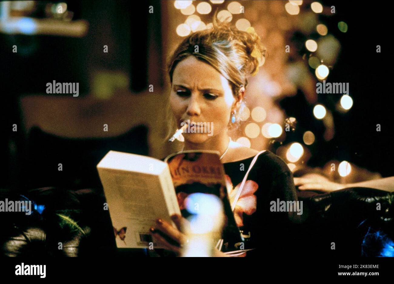 Sally Phillips Film: Bridget Jones'S Diary (UK/IRL/FR/USA 2001) Characters: Shazza  Director: Sharon Maguire 04 April 2001   **WARNING** This Photograph is for editorial use only and is the copyright of WORKING TITLE and/or the Photographer assigned by the Film or Production Company and can only be reproduced by publications in conjunction with the promotion of the above Film. A Mandatory Credit To WORKING TITLE is required. The Photographer should also be credited when known. No commercial use can be granted without written authority from the Film Company. Stock Photo