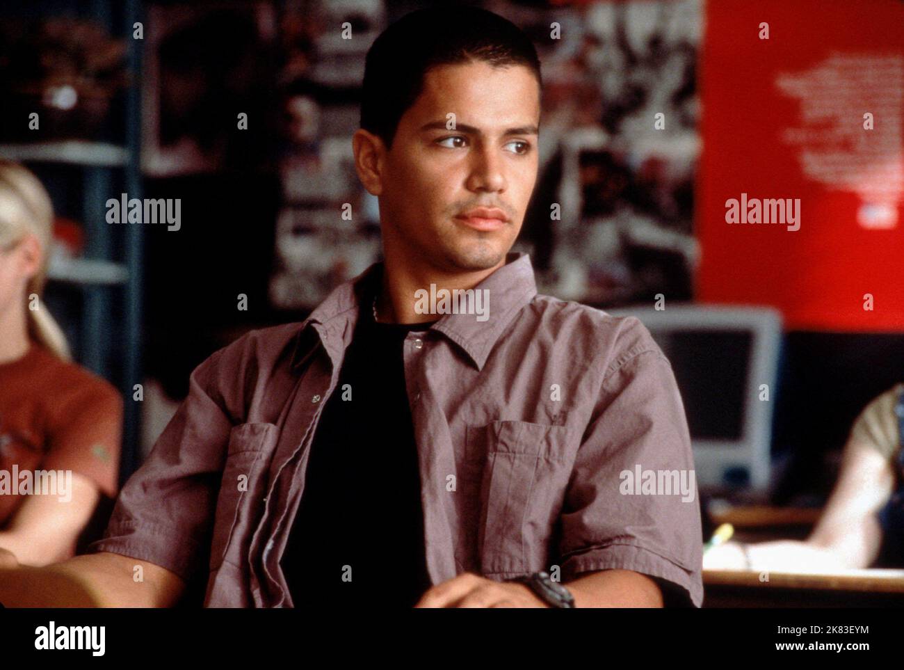 Jay Hernandez Film: Crazy/Beautiful (2001) Characters: Carlos  Director: John Stockwell 28 June 2001   **WARNING** This Photograph is for editorial use only and is the copyright of WALT DISNEY and/or the Photographer assigned by the Film or Production Company and can only be reproduced by publications in conjunction with the promotion of the above Film. A Mandatory Credit To WALT DISNEY is required. The Photographer should also be credited when known. No commercial use can be granted without written authority from the Film Company. Stock Photo