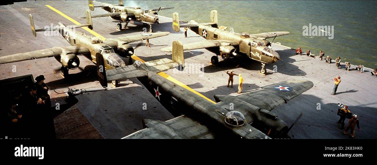 General Scene Film: Pearl Harbor (USA 2001) Director: Michael Bay 21 ...