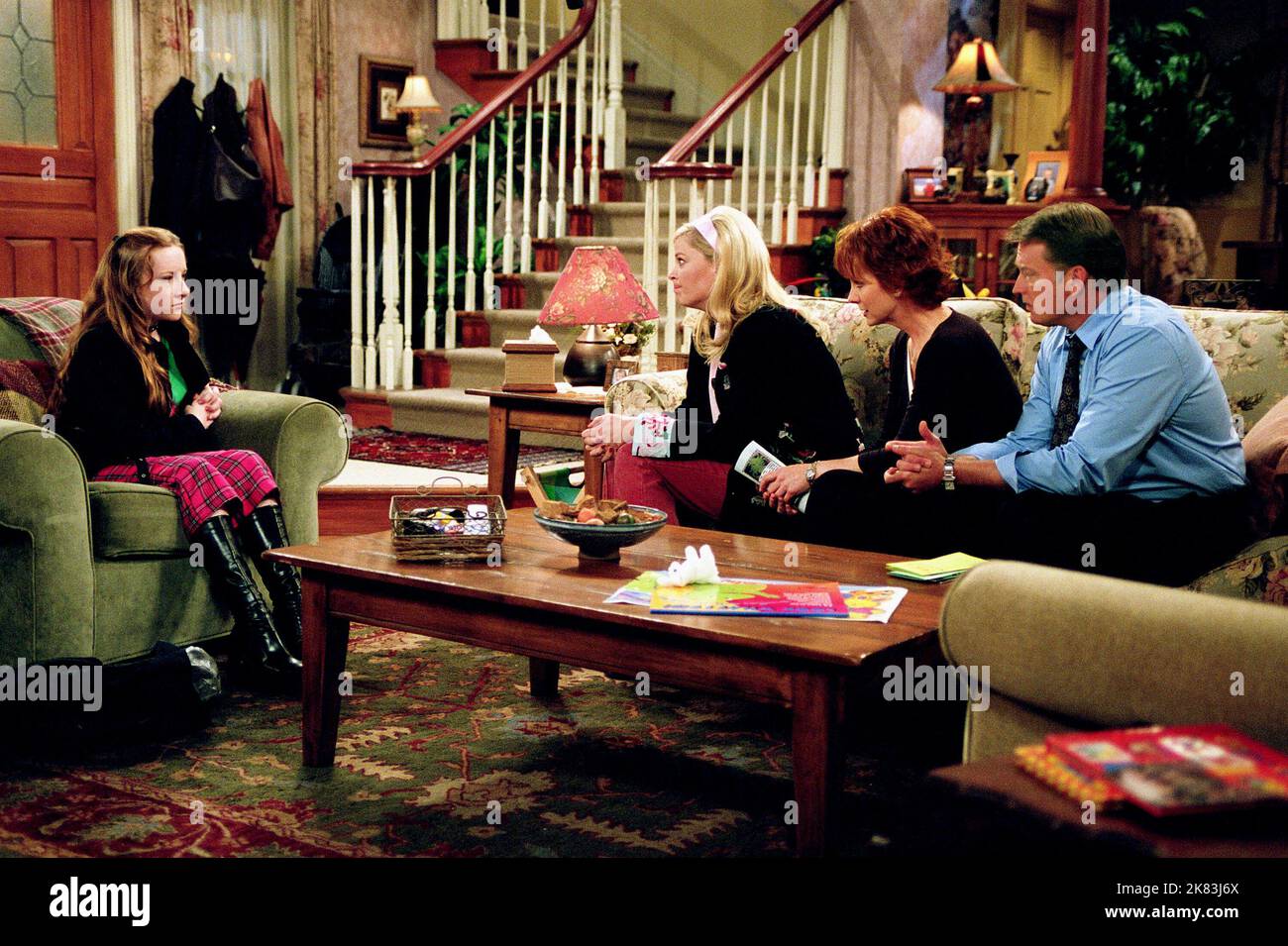 Scarlett Pomers, Melissa Peterman, Reba Mcentire & Christopher Rich