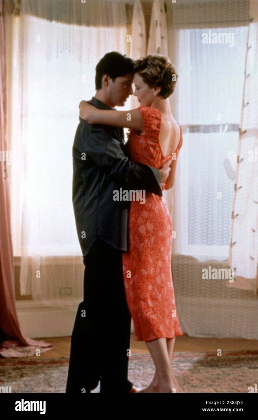 Keanu Reeves & Charlize Theron Film: Sweet November (2001) Characters