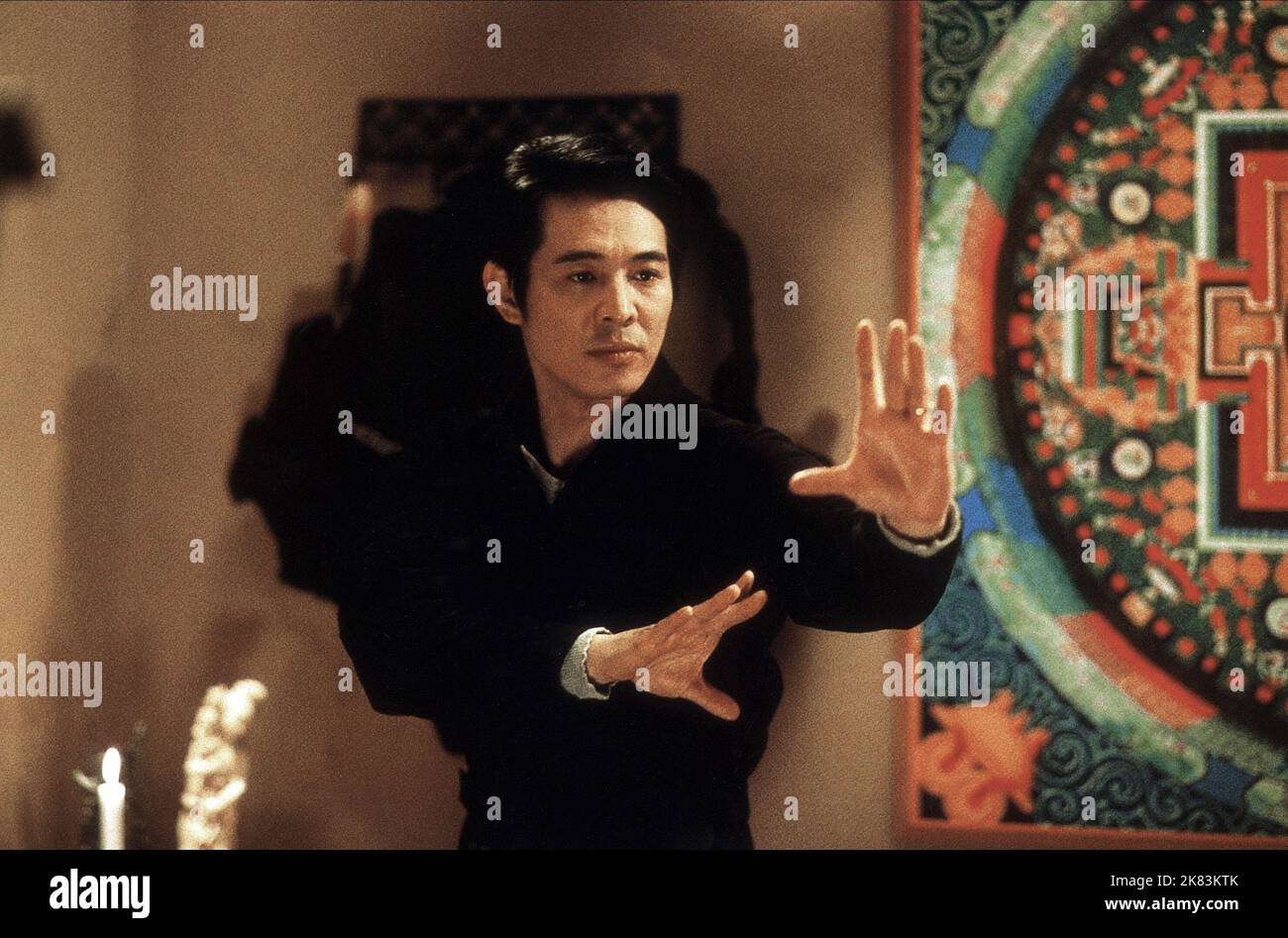 Jet Li Film: The One (USA 2001) Characters: Gabe La Director: James ...