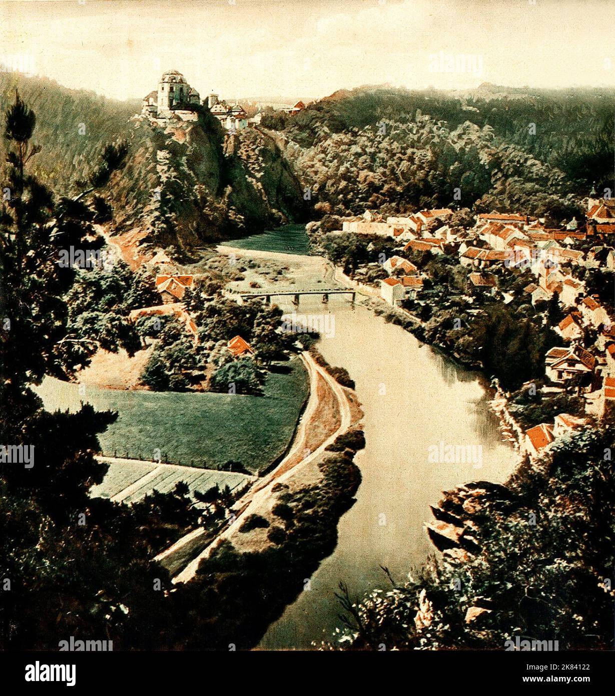 Vranov nad Dyjí in 1932. Vranov nad Dyjí (until 1986 Vranov; German: Frain) is a market town in Znojmo District in the South Moravian Region of the Czech Republic. It has about 800 inhabitants. It is known as a summer resort. Stock Photo