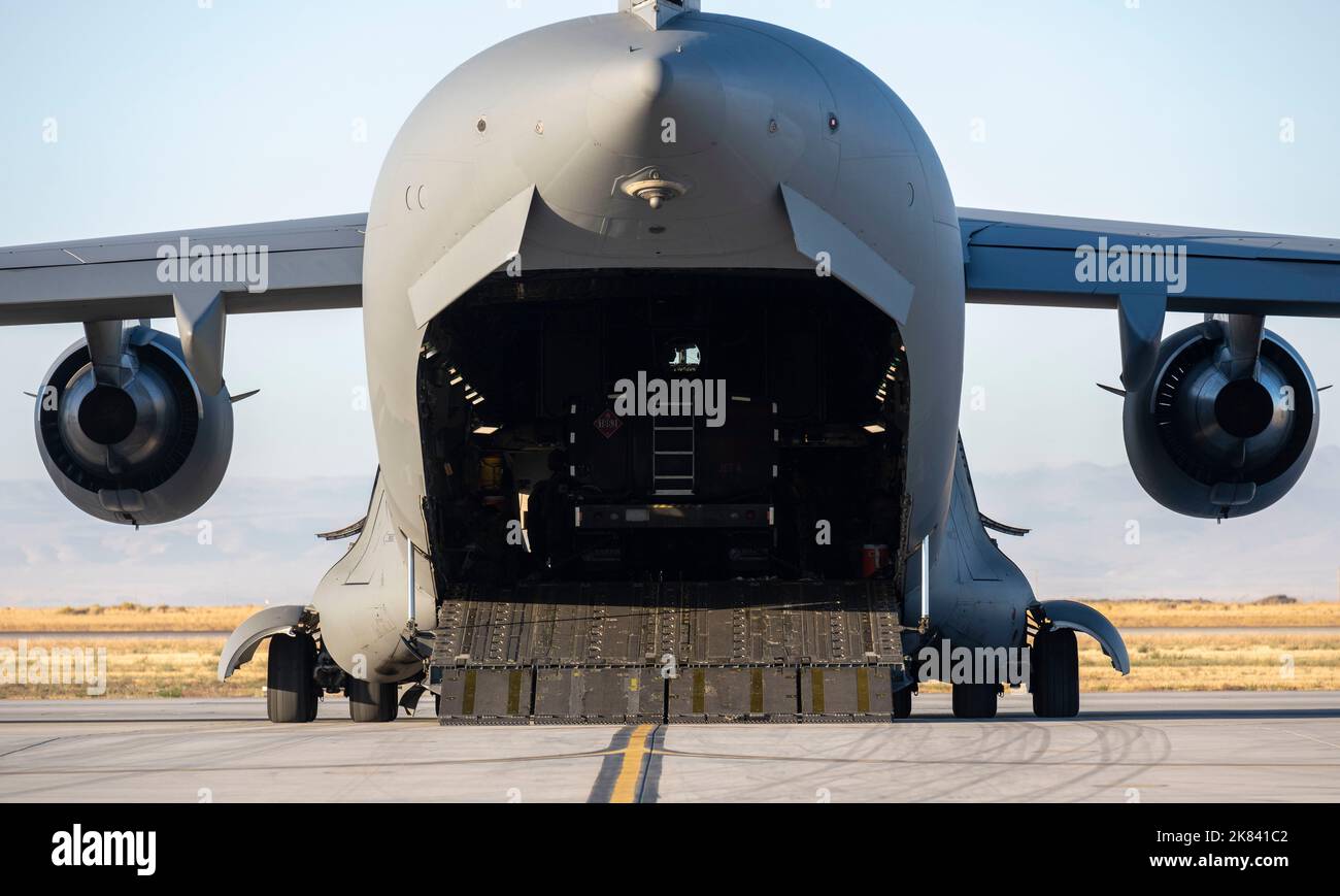 Maintenance professionals from Joint Base LewisMcChord, WA, prepare C